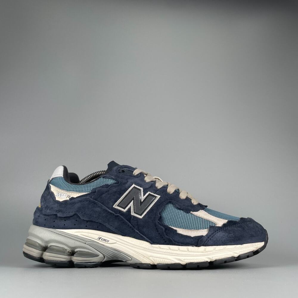 New Balance 2002R Men's 9.5 D Protection Pack Dark Navy Running Sneakers Casual - Picture 6 of 9